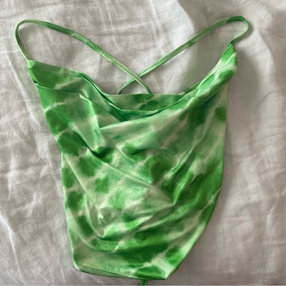 PRINTED GREEN COWL TIE TOP - Picture 3 of 3